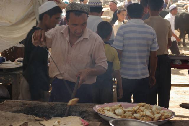 Kashgar (Kashi) Animal Market,Xinjiang, China pictures